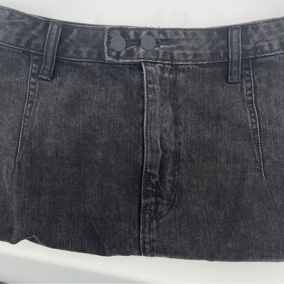 Hollister Ultra High Rise Black Raw Hem Denim Skirt Size 11 (Waist 30”) - Picture 6 of 14